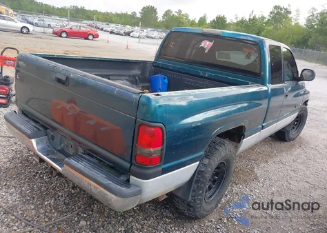 1999 Dodge Ram 1500 St из США, поврежденный, VIN 3B7HC12Y6XG101181